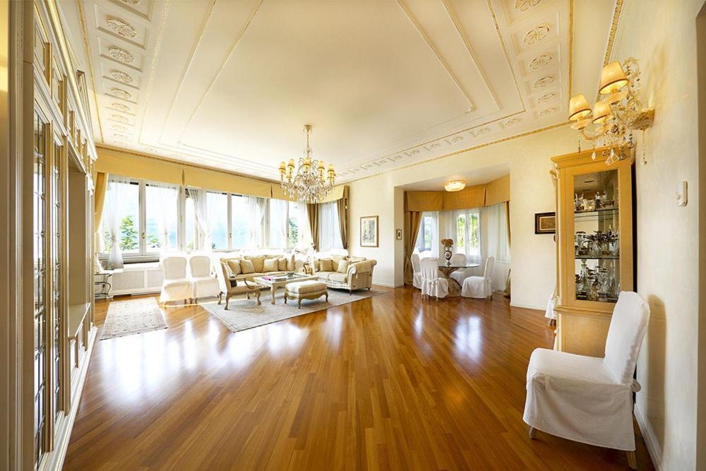 Villa Castiglioni Luxury Apartment لاليو المظهر الخارجي الصورة
