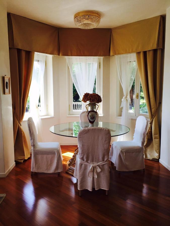 Villa Castiglioni Luxury Apartment لاليو الغرفة الصورة